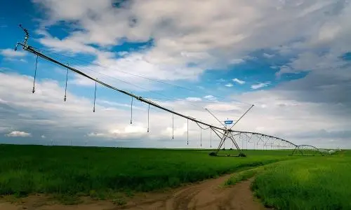 high profile center pivot